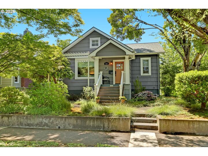 Property Photo:  1654 N Willamette Blvd  OR 97217 