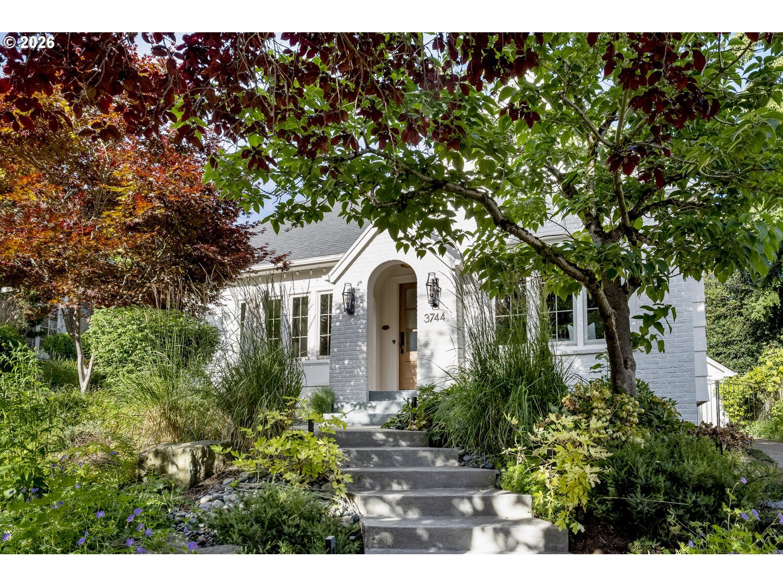 Property Photo:  3744 NE 24th Ave  OR 97212 