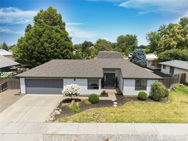 Property Photo:  1945  Whitman Street  WA 99362 