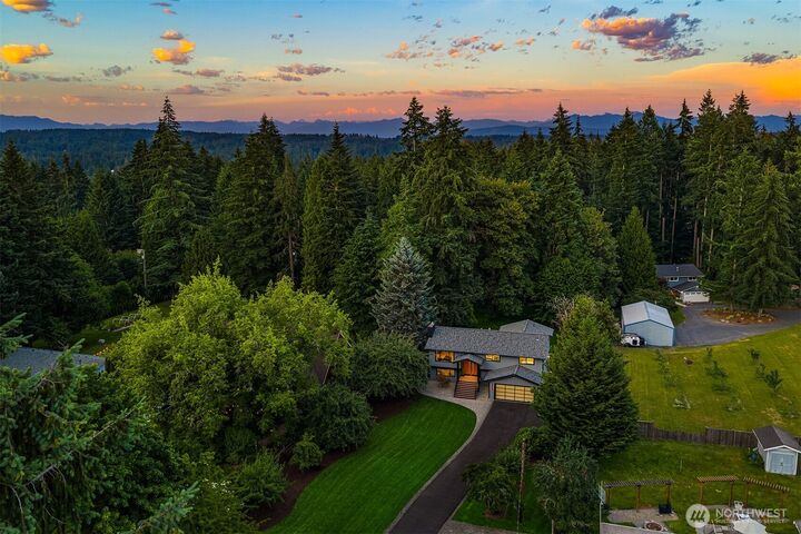 Property Photo:  22029  49th Avenue SE  WA 98021 
