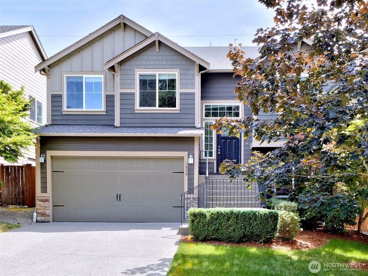 Property Photo:  1808  Pierce Avenue NE  WA 98056 