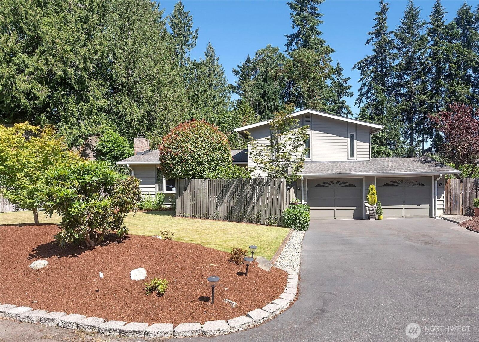 Property Photo:  8821  221st Place SW  WA 98026 