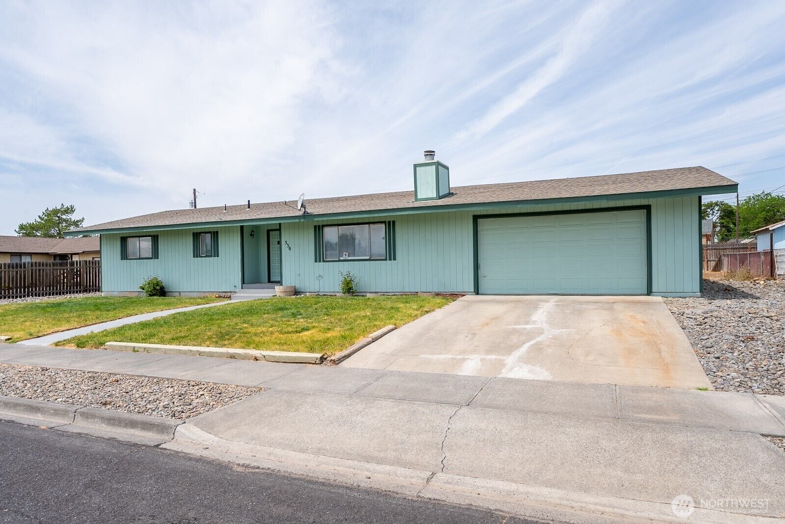 Property Photo:  530 W Crest  WA 98837 