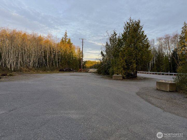 Property Photo:  7507  US Highway 101  WA 98526 