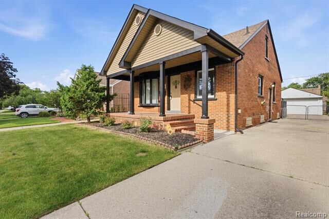 Property Photo:  9636 Quandt Avenue  MI 48101 