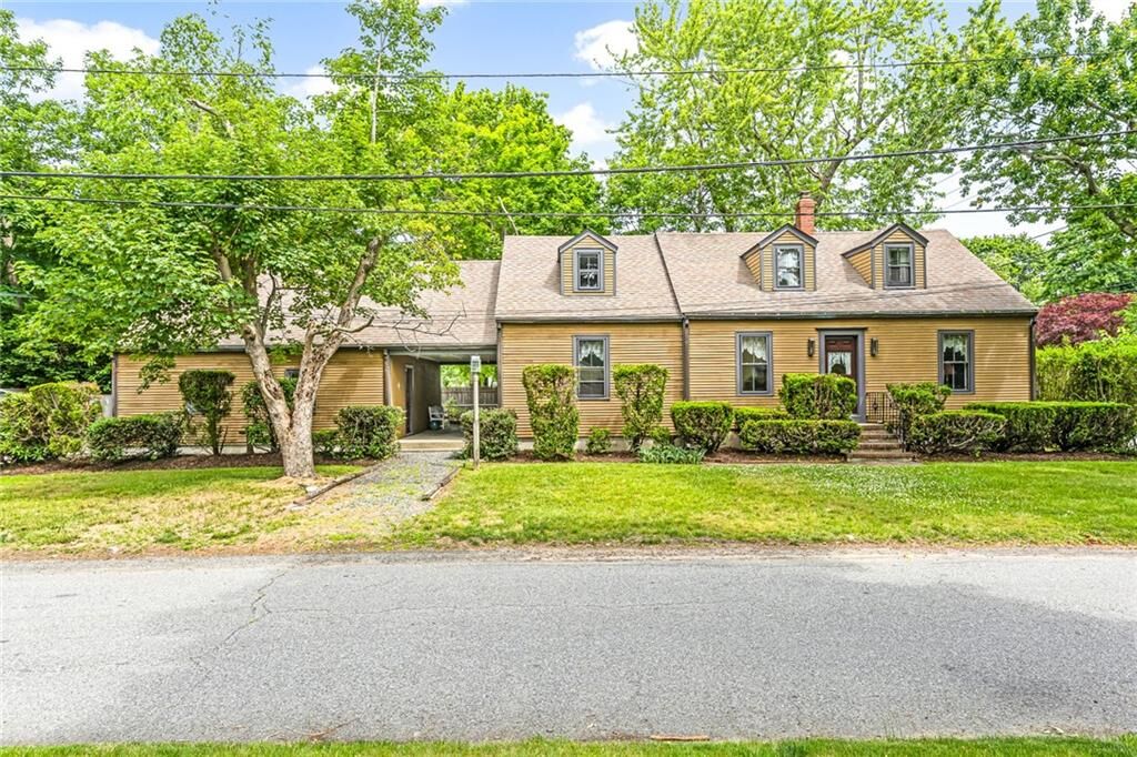 Property Photo:  40 South Lane  RI 02806 