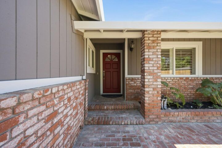 Property Photo:  373 Edythe Street  CA 94550 