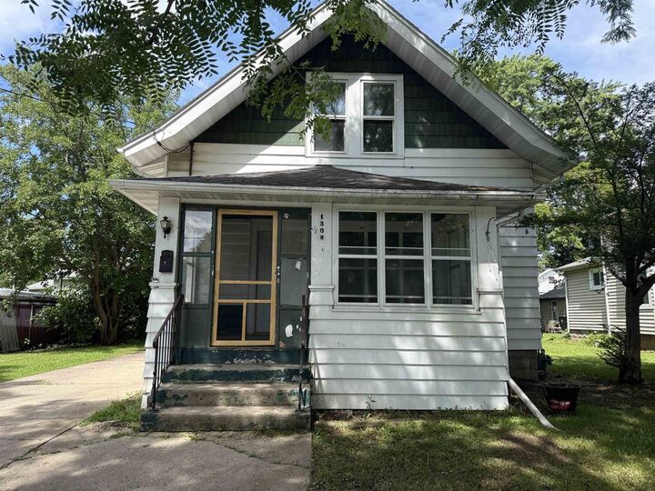 Property Photo: 1308 Wisconsin Avenue WI 53511