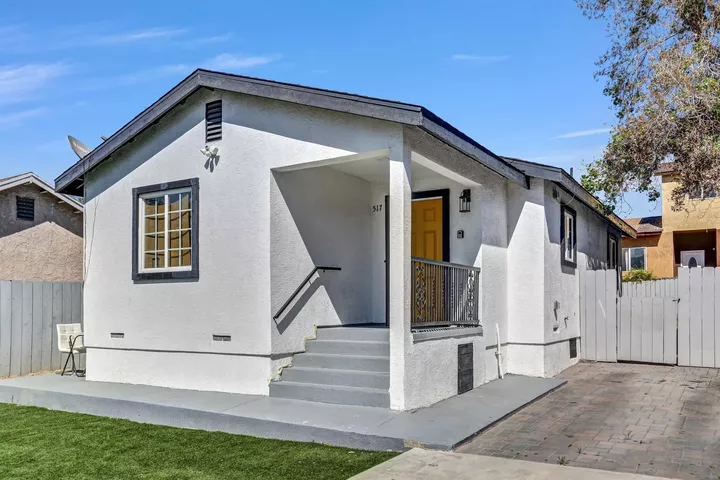 Property Photo:  515-517 63rd Street  CA 92114 