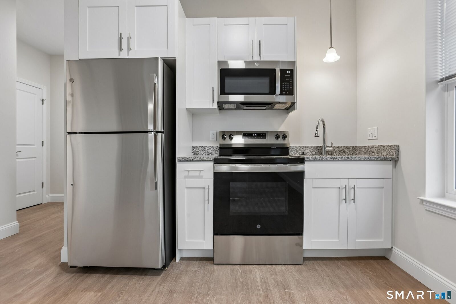 Property Photo:  55 Steele Boulevard 205  CT 06037 