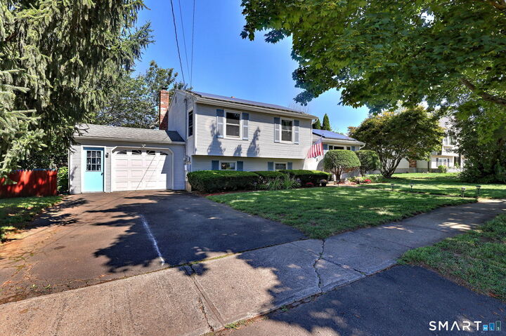 Property Photo:  6 Ferguson Road  CT 06518 