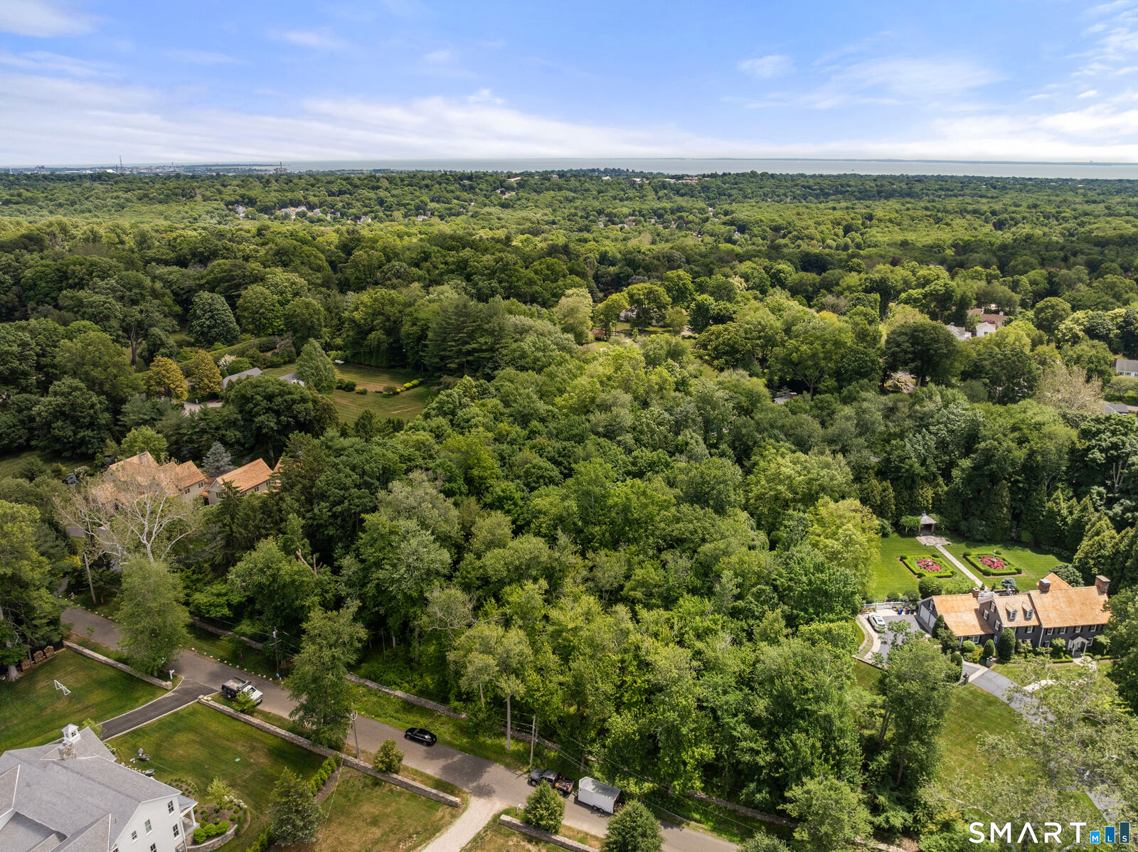 Property Photo:  101 Hubbell Lane  CT 06824 