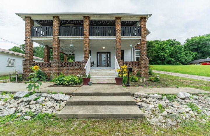 Property Photo: 208 Fairview Ave. OH 45651