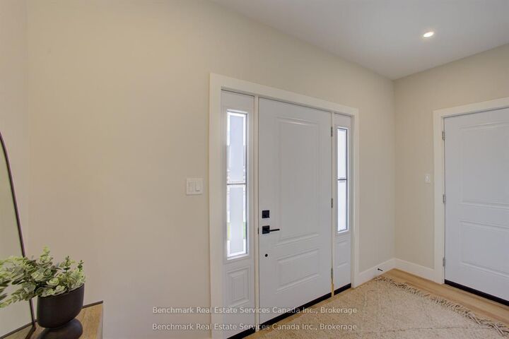 Property Photo:  1182 Queen Street 28  ON N2Z 1G4 