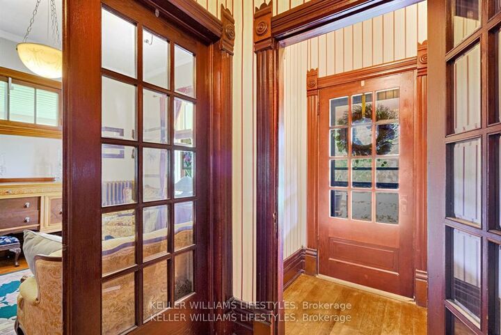 93 Sarah Street — photo 1