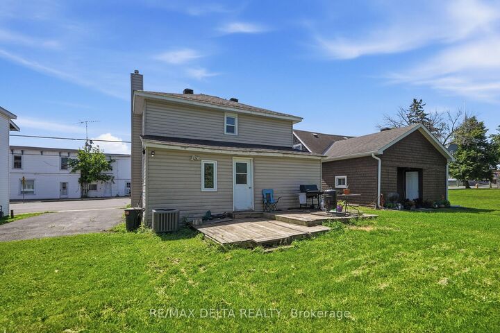 Property Photo: 49 Lochiel Street E ON K0C 1A0
