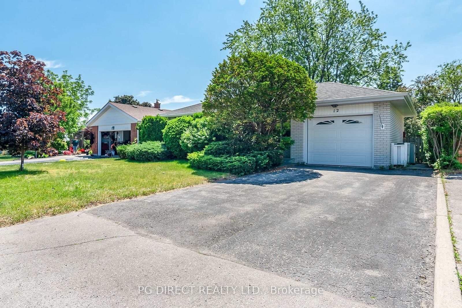 Property Photo: 12 Belvedere Road ON K8V 4A7