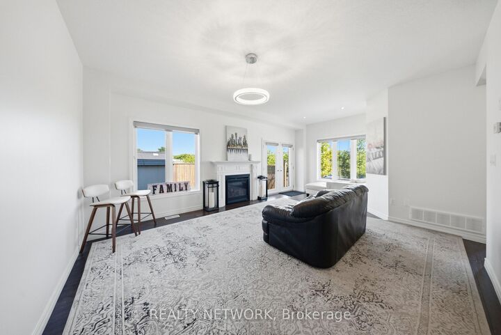 104 Sonoma Valley Crescent — photo 1