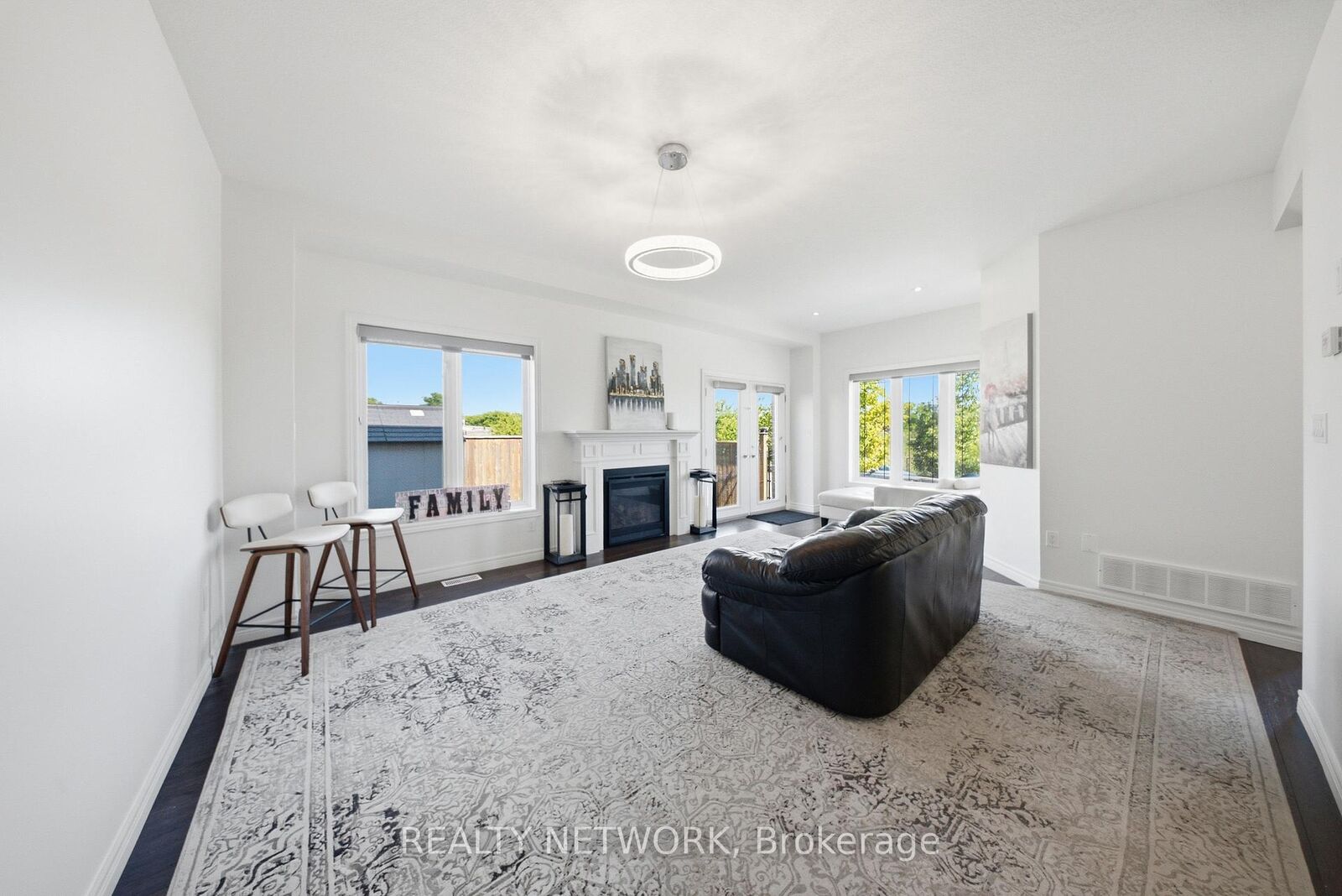 Property Photo: 104 Sonoma Valley Crescent ON L9B 0J3