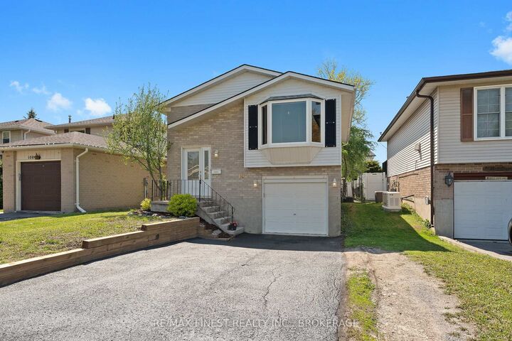 102 Grenadier Drive — photo 1