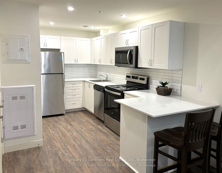 Property Photo:  135 Station Street S 103  ON K8N 2S9 