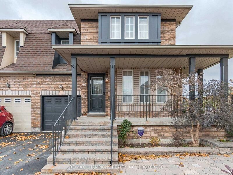 Property Photo:  49 Convoy Crescent  ON L6A 3H3 