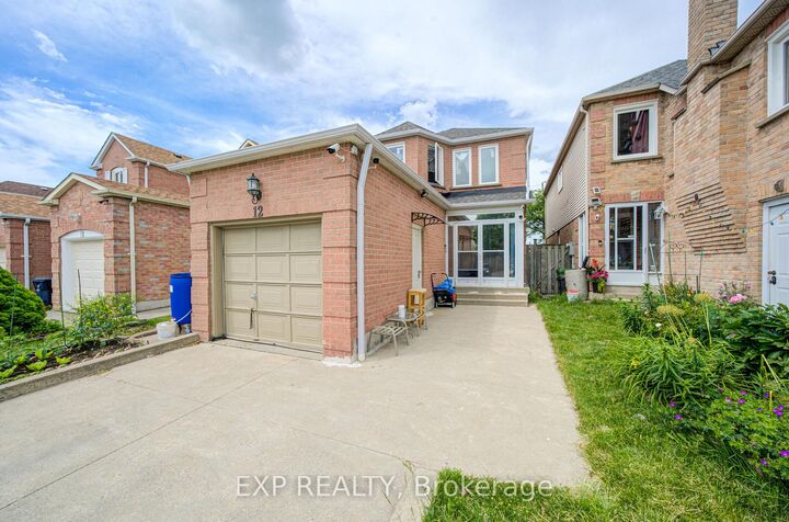 Property Photo: 12 Staverton Court ON M1V 5G9