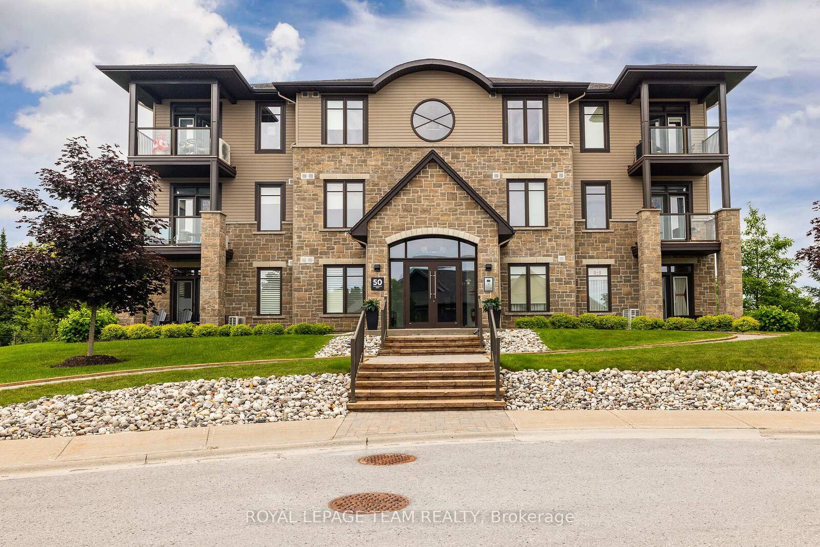 Property Photo: 50 Magnolia Way 203 ON K0G 1J0