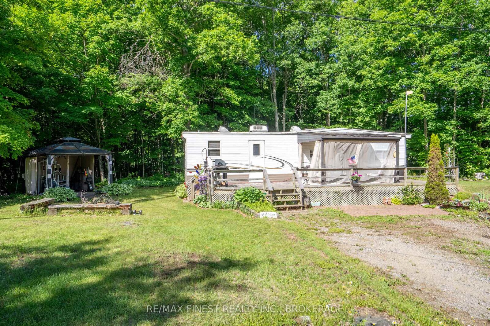 Property Photo: 1059 Northview Lane ON K0H 2P0