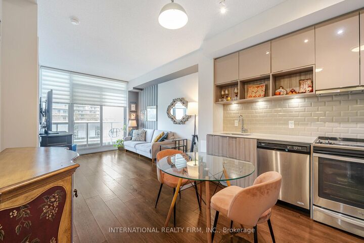 Photo de la propriété:  52 Forest Manor Road 303  ON M2J 0E2 