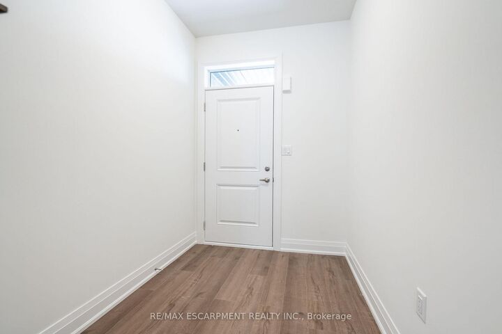 Property Photo:  20 Clear Valley Lane  ON L0R 1W0 