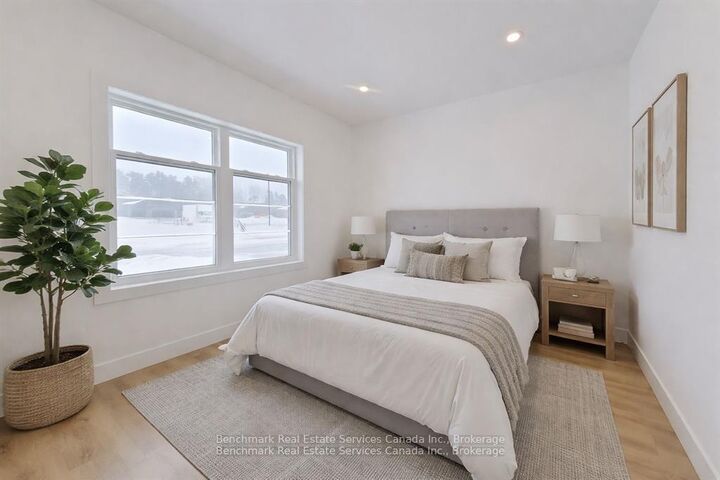 Property Photo:  1182 Queen Street 40  ON N2Z 1G4 