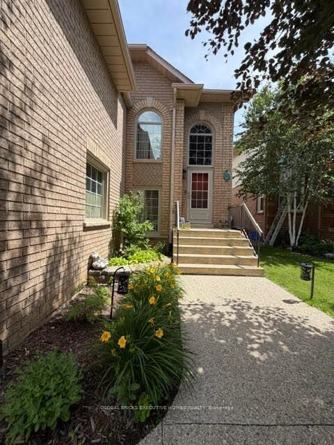 Property Photo:  162 Boulding Avenue  ON L0R 2H5 