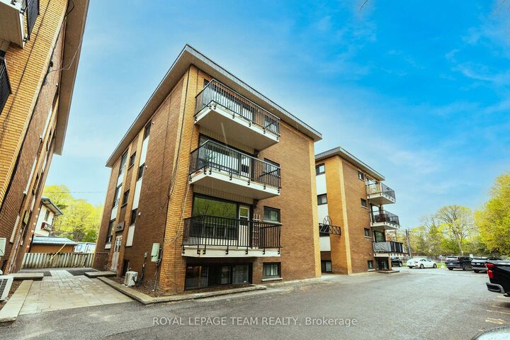 Property Photo: 270 Beechwood Avenue 6 ON K1L 8A6