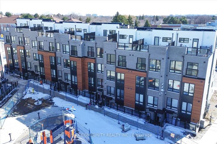 Photo de la propriété:  145 Tapscott Road 21  ON M1B 0E8 