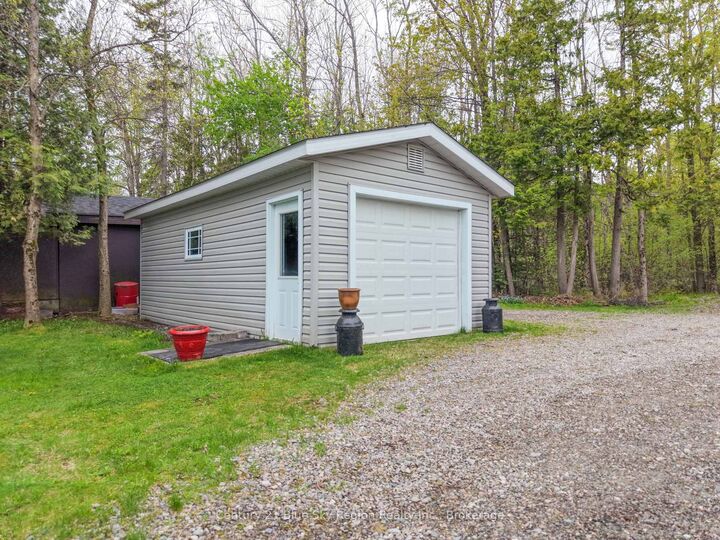 Property Photo:  319 Jocko Point Road  ON P1B 8G5 
