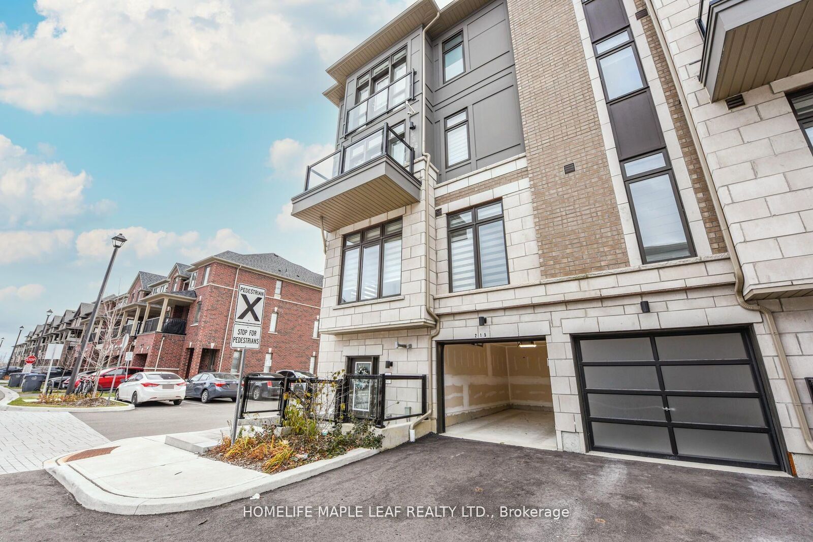 Property Photo: 30 Halliford Place 215 ON L6P 4R1