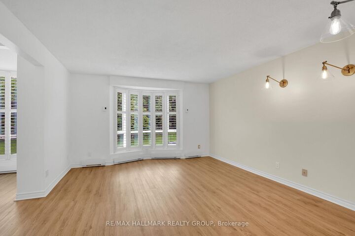 Photo de la propriété:  330 Centrum Boulevard 511  ON K1E 3W2 