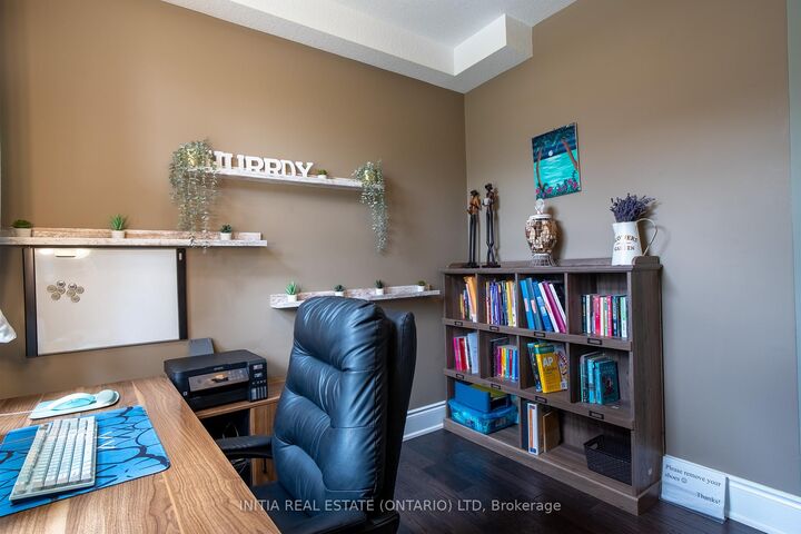 Property Photo: 515 Skyline Avenue 31 ON N6G 0H4