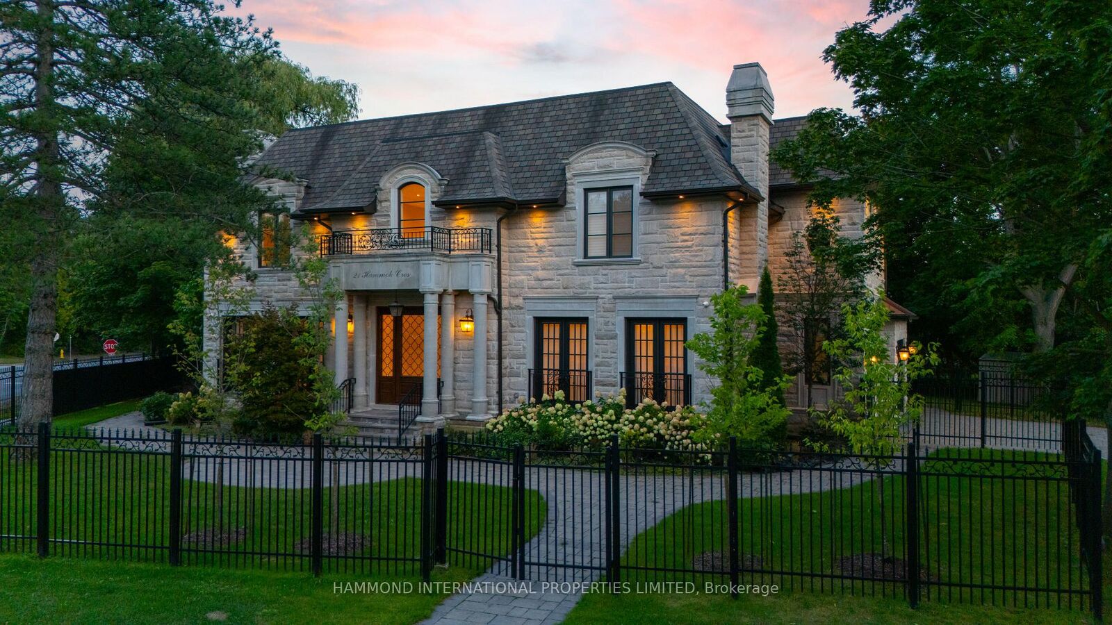 Property Photo: 21 Hammok Crescent ON L3T 2X3