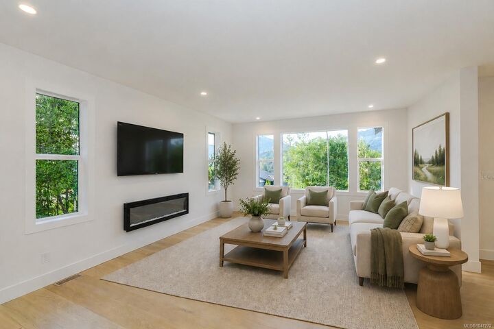 Property Photo: 276 Tal Rd BC V0R 2G0