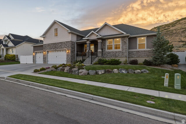Property Photo:  528 W Autumn Hills Blvd  UT 84048 