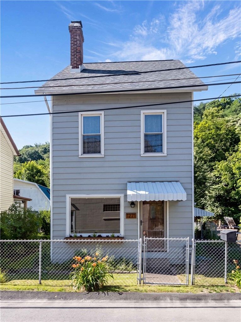 Property Photo: 1271 Lewis St PA 15220