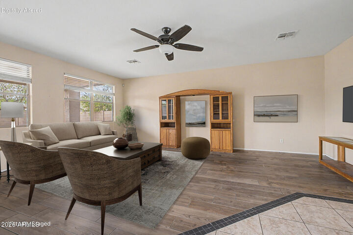 Property Photo: 2070 E 38th Avenue AZ 85119