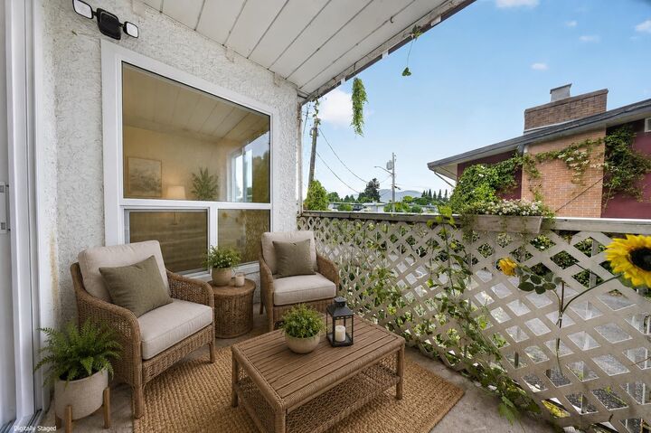Property Photo: 9516 Rotary Street 101 BC V2P 2W5