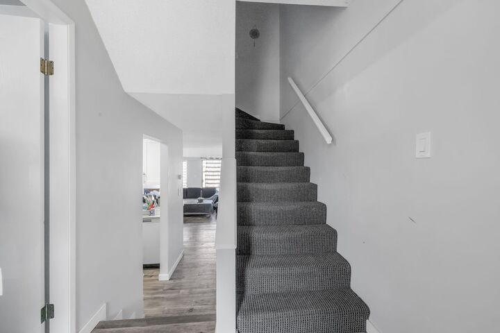 17708 60 Avenue 47 — photo 1