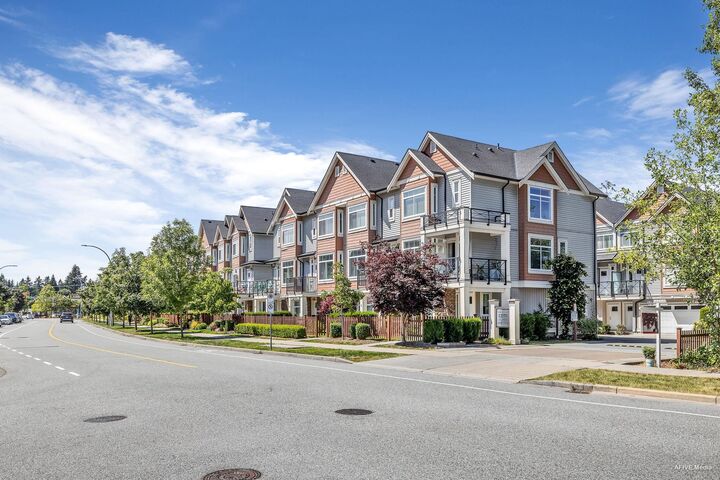 Property Photo: 12091 70 Avenue 7 BC V3W 1A6