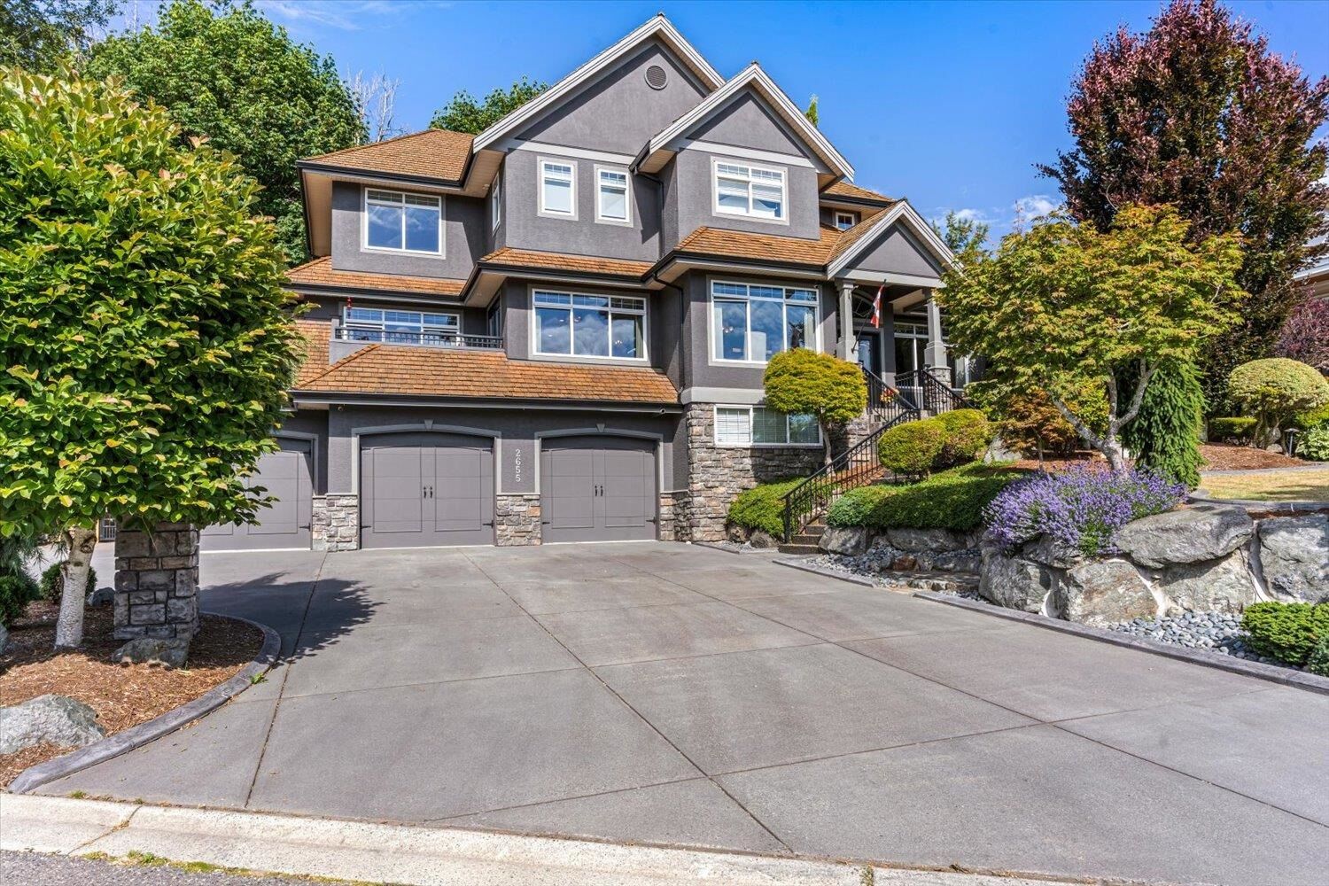 Property Photo: 2655 Stonecroft Drive BC V3G 1K8