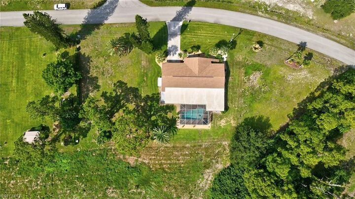 Property Photo:  711 Mirror Lakes Dr  FL 33974 