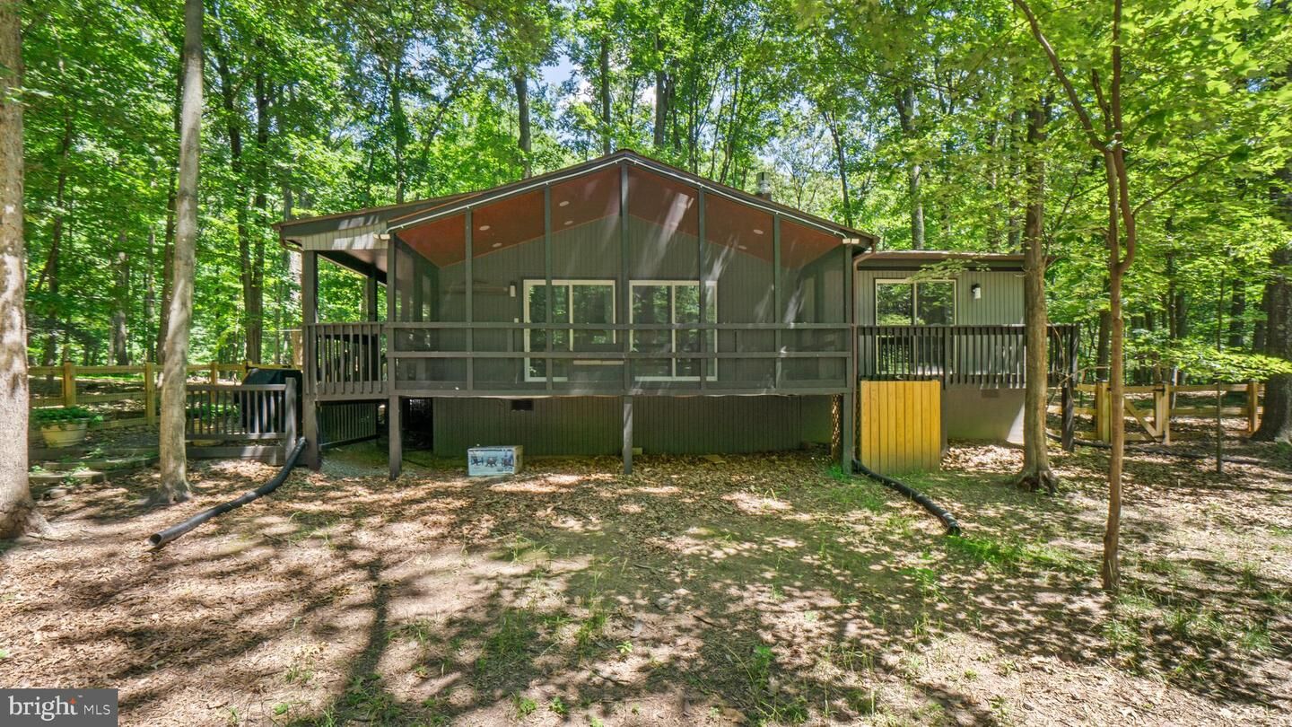 Property Photo:  494 Tuckahoe Trail  WV 25427 